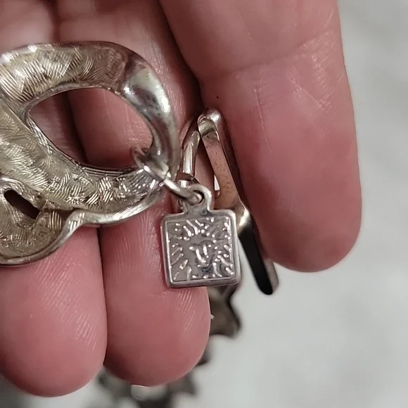 Anne Klein Silver Tone Metal Vintage Choker Necklace - Picture 3 of 6